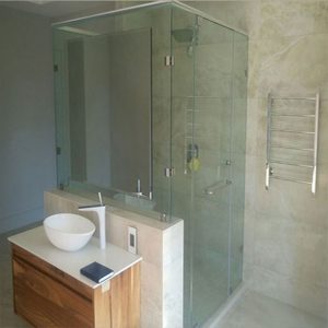 Dual Entry Shower