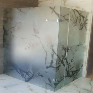 Frameless Hinged Door and Return Panel with Sandblasted Vinyl Design